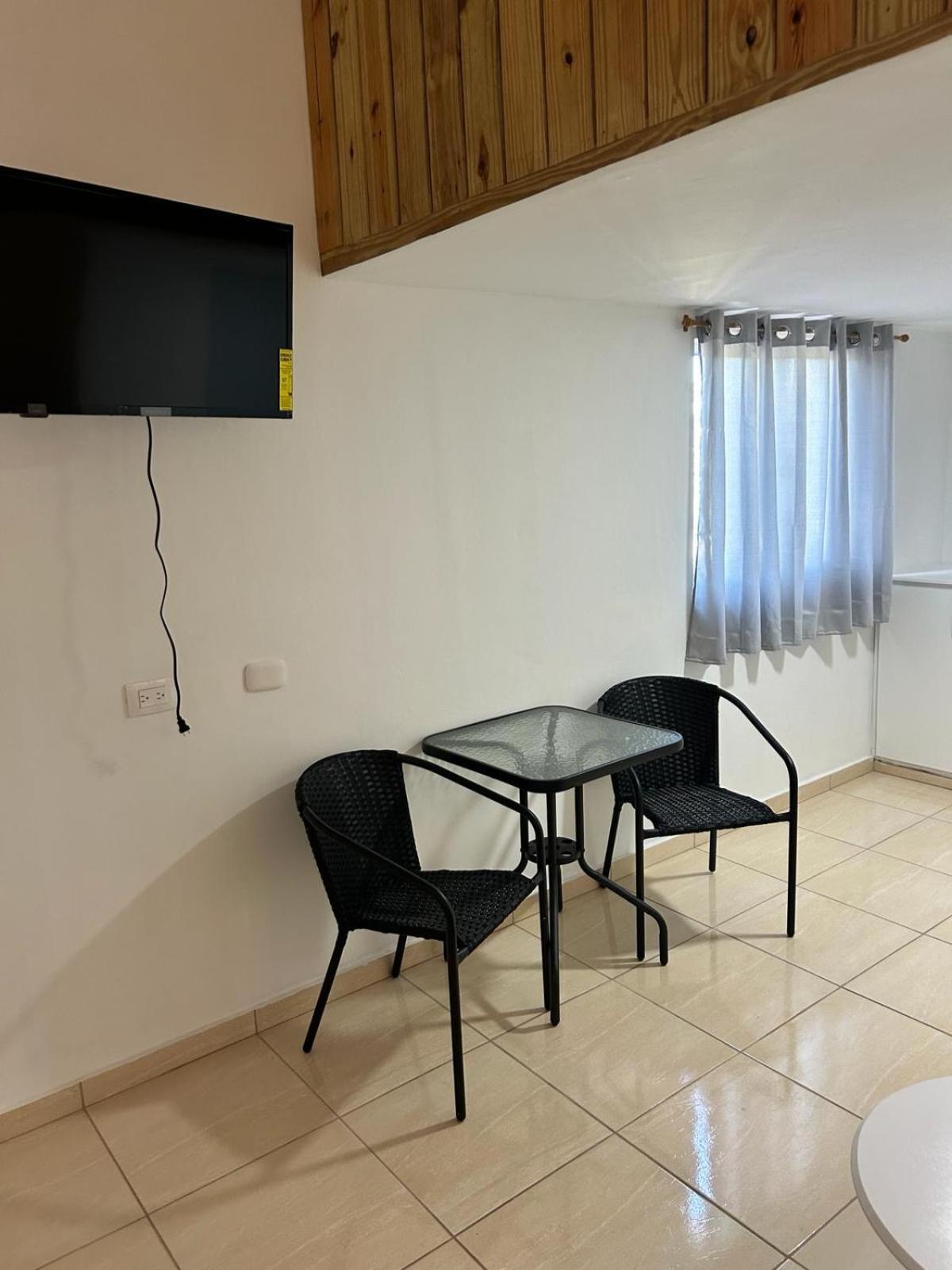 Hillmon'S Hotel Bar Lounge Sosua Bilik gambar