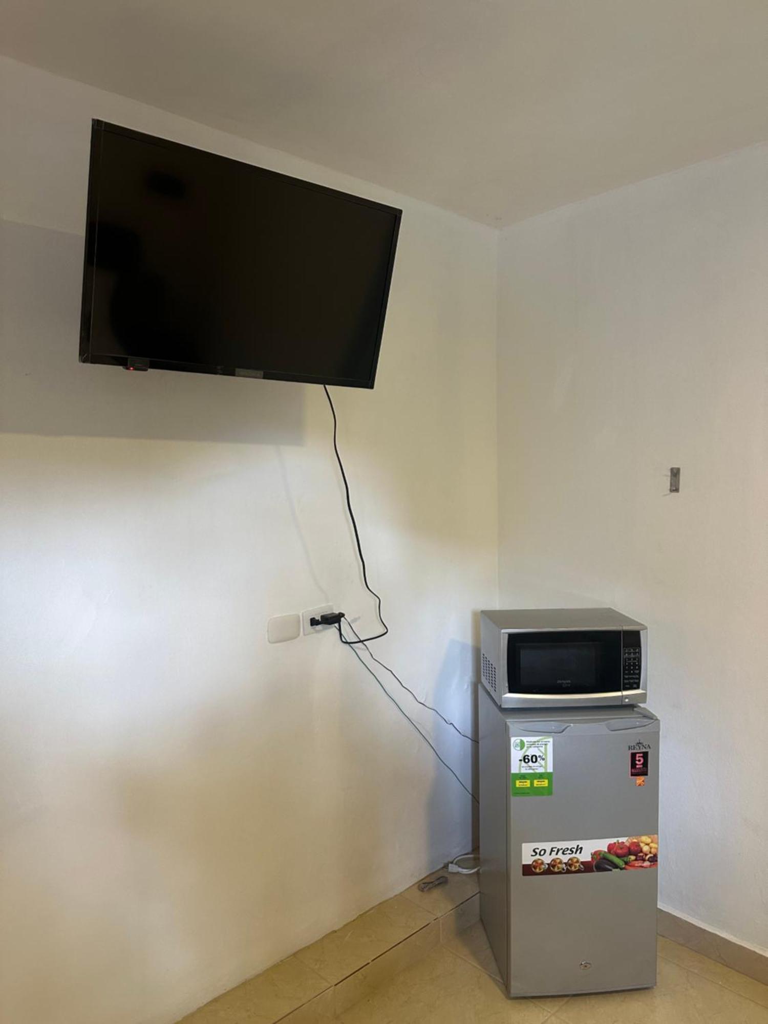 Hillmon'S Hotel Bar Lounge Sosua Bilik gambar